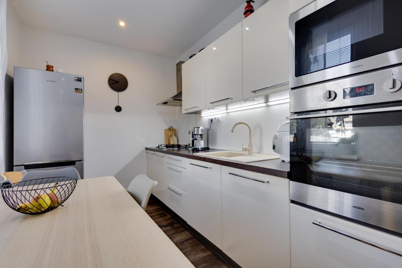 Milde'S Apartment Near The City Center - Hospodarska Street Trnava Exteriér fotografie